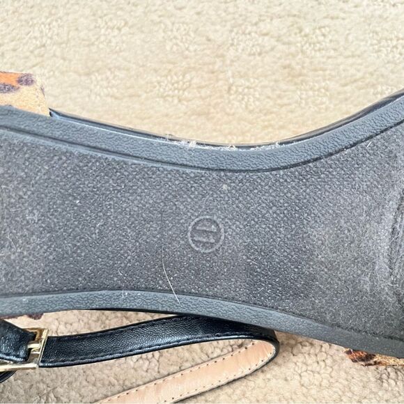 Breckelle's Leopard Print Ankle Strap‎ Pointed Toe D'orsay Flat Shoes - Picture 10 of 12